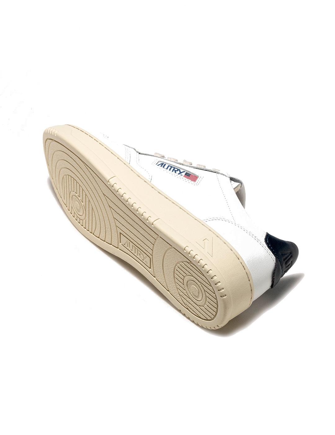 Autry Medalist Low AULM LL12 Zapatillas Hombre Blanca/Marino