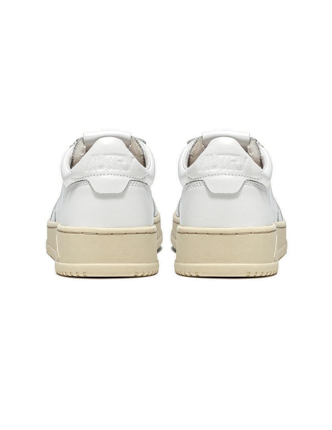 Autry Medalist Low AULW LL15 Zapatillas Mujer Blanca/Blanca