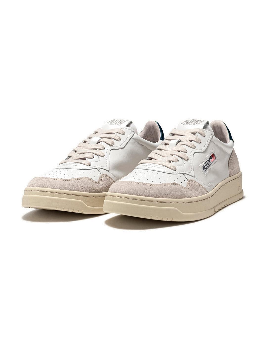 Zapatillas Autry Medalist Low AULM LS28 Blanca/Marino