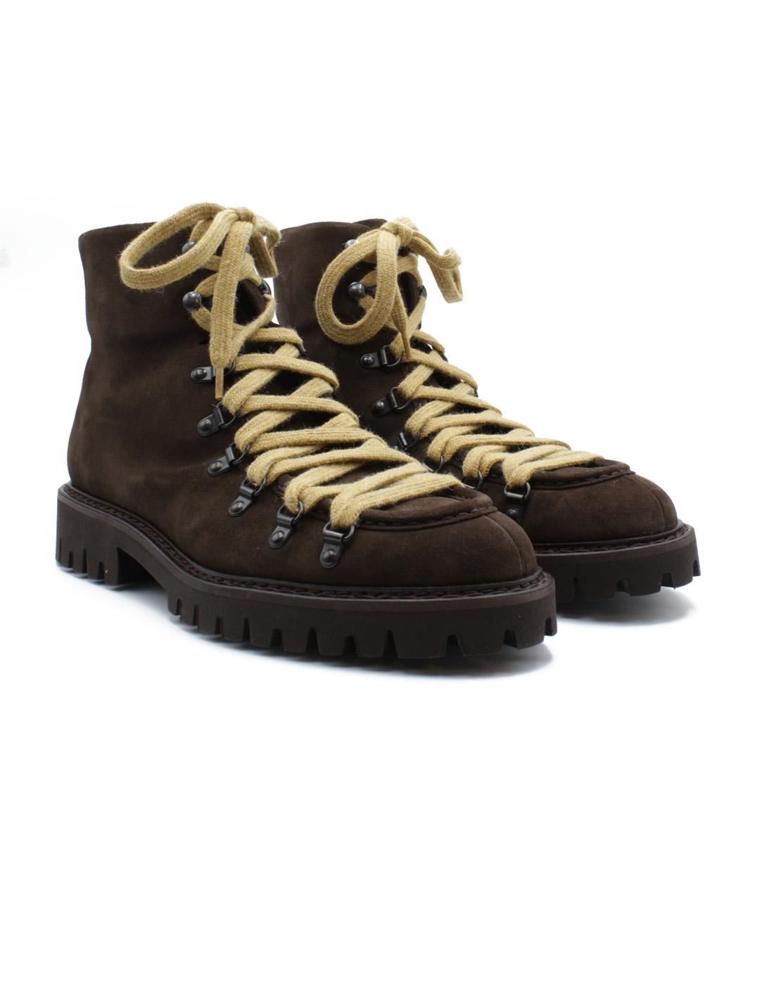 Calce Bota Montañesa Hombre Ante Marrón