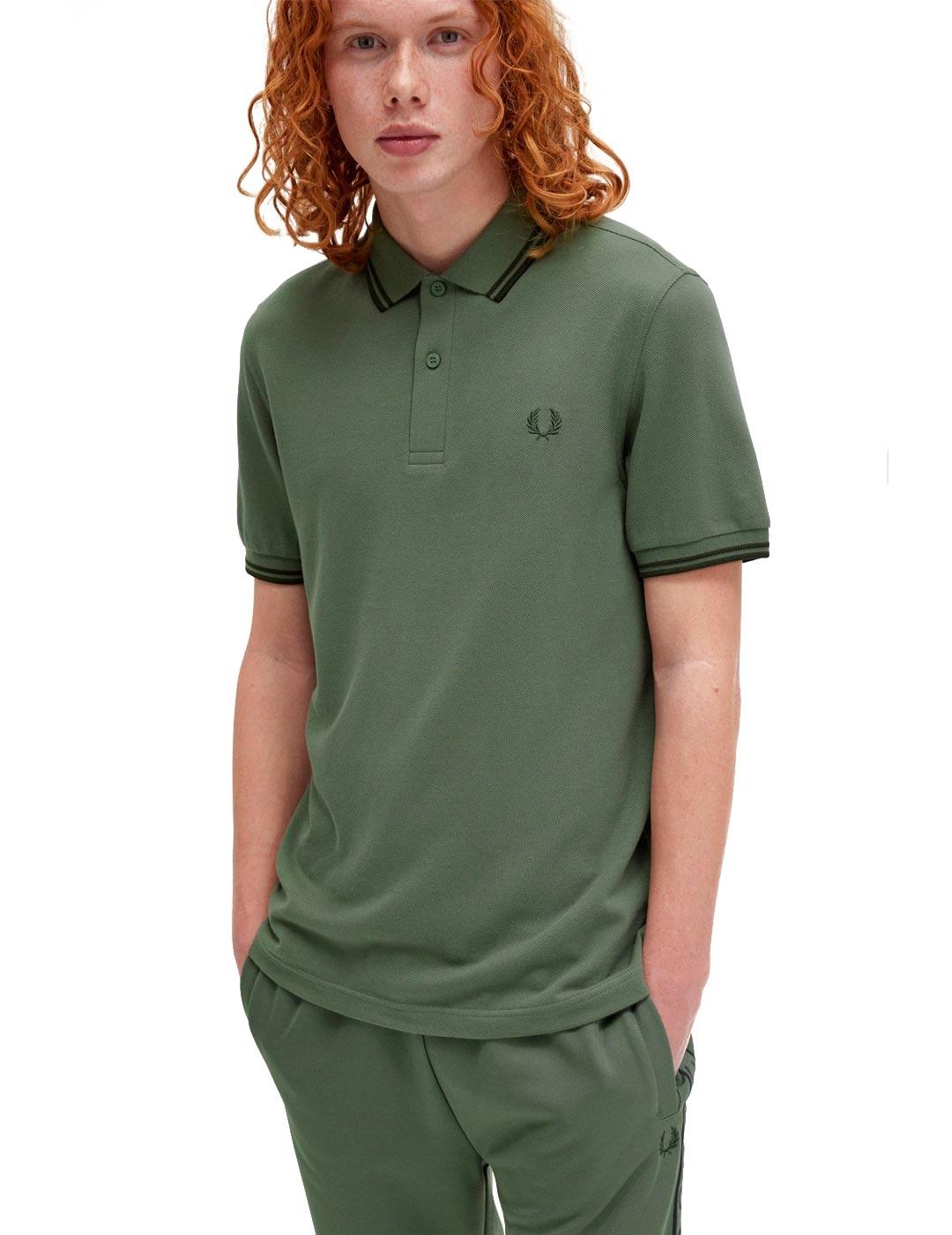 Polo Fred Perry M3600 Franjas Verde