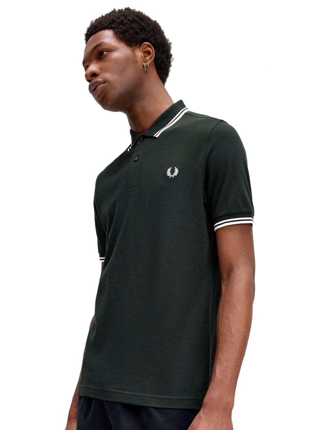 Fred Perry M3600 Polo Hombre Franjas Verde