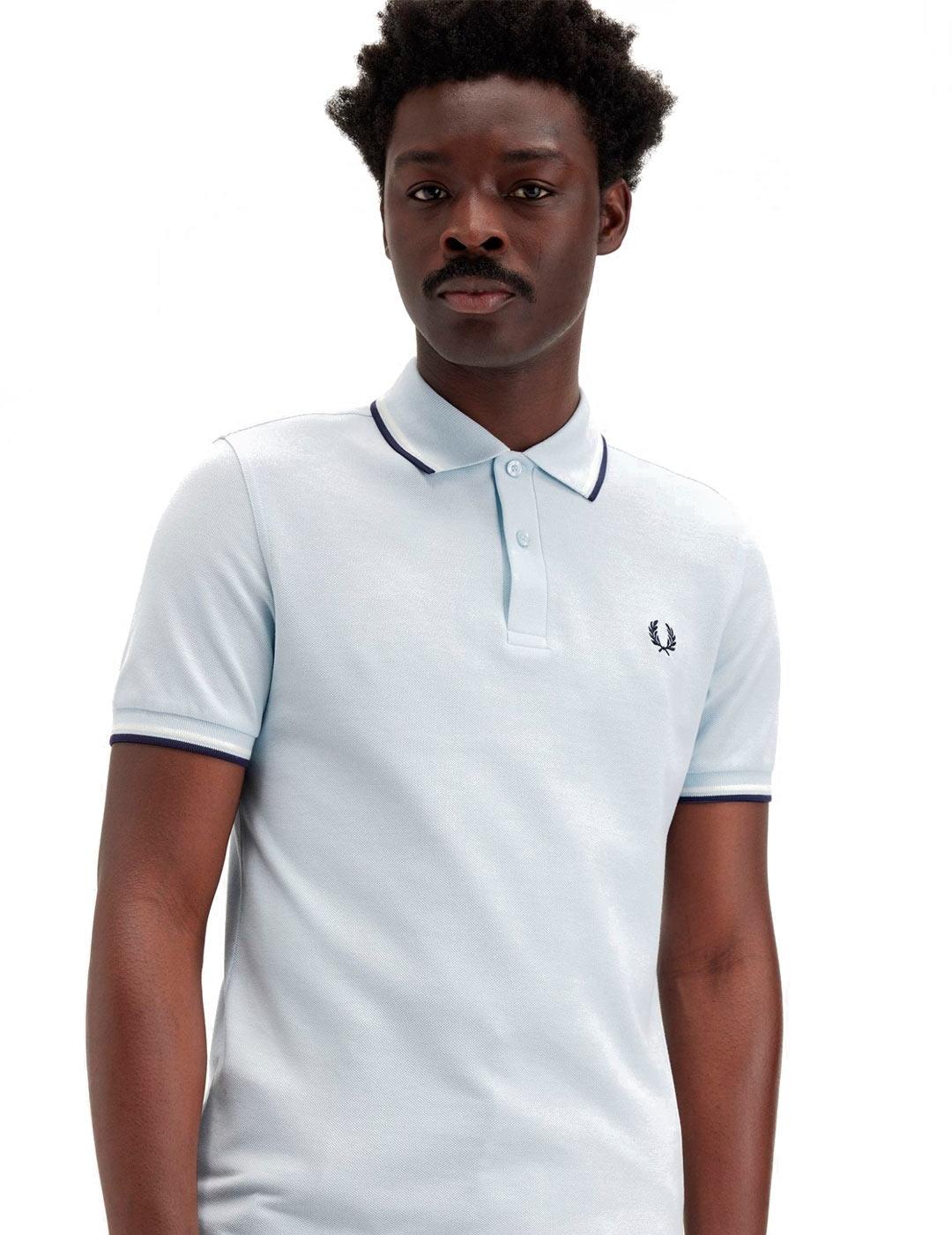 Fred Perry M3600 Polo Hombre Franjas Gris Claro