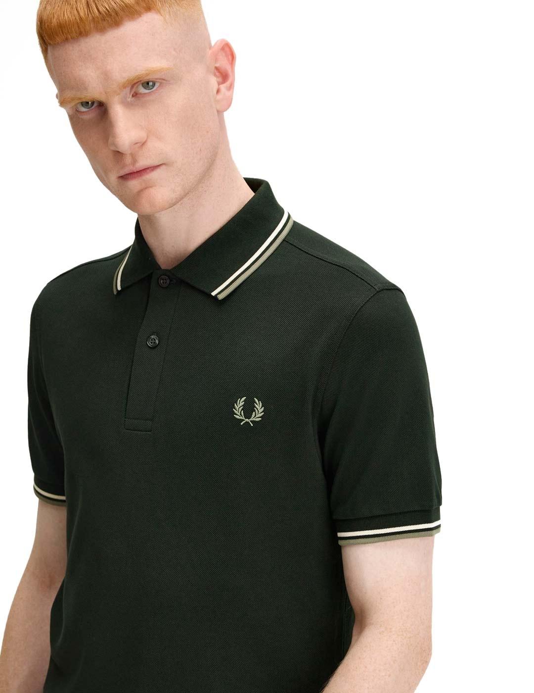 Fred Perry M3600 Polo Hombre Franjas Verde
