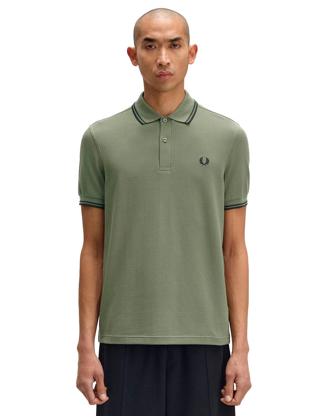 Fred Perry M3600 Polo Hombre Franjas Verde
